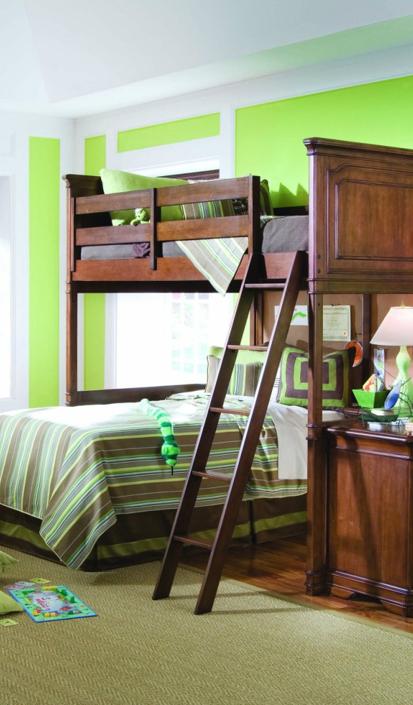 Детская комната с кроватями