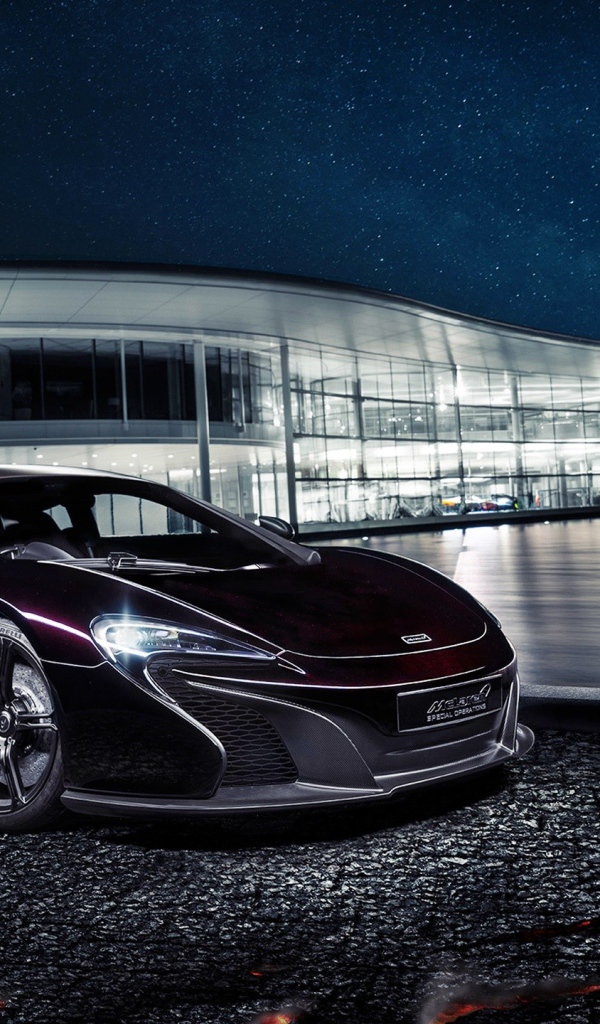 Автомобиль McLaren 650S 