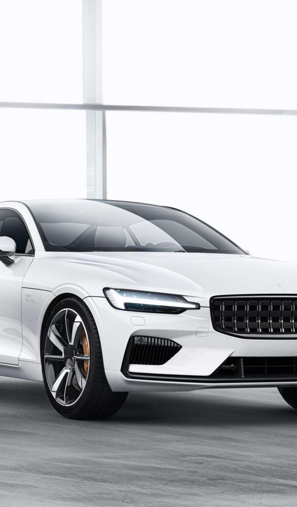 Новый белый серийный автомобиль  Polestar 1, 2019