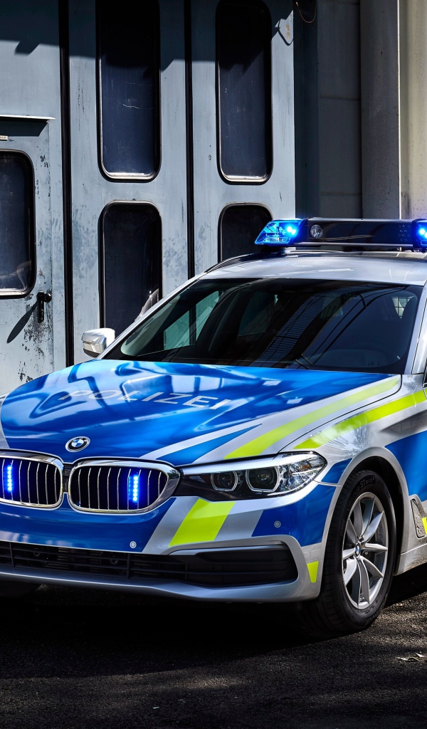 Полицейский автомобиль BMW 530d xDrive, 2017