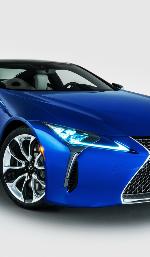 Спортивный синий автомобиль  Lexus LC 500, 2018