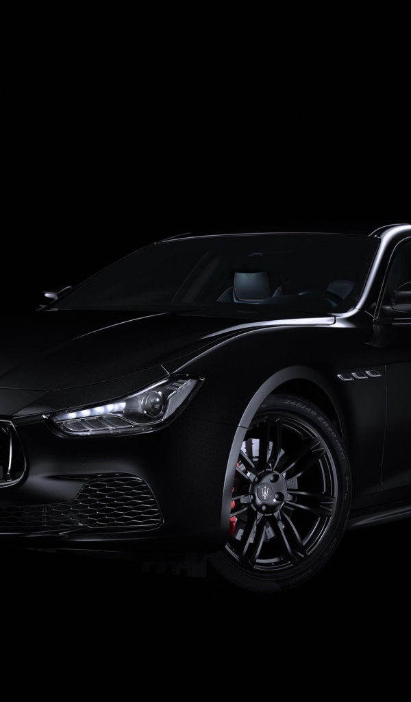 Черный автомобиль Maserati Ghibli Nerissimo Special Edition, 2017 
