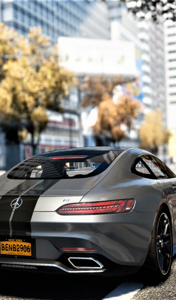 Спортивный автомобиль Mercedes-AMG GT вид сзади 