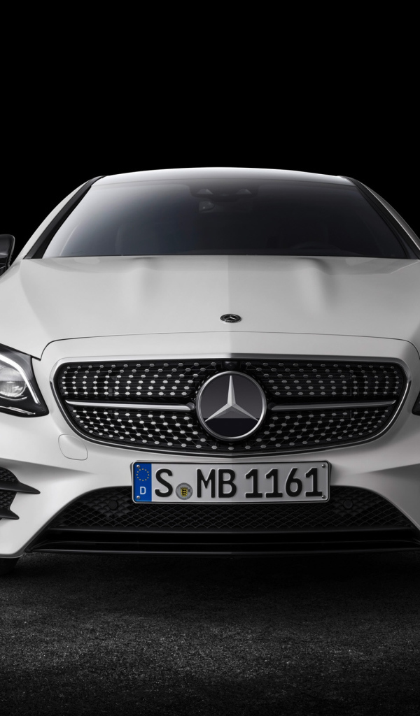 White car Mercedes-Benz E-Class Coupe, 2018 front view