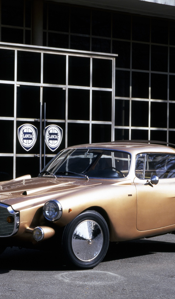 Ретро автомобиль  Lancia Flaminia Coupy