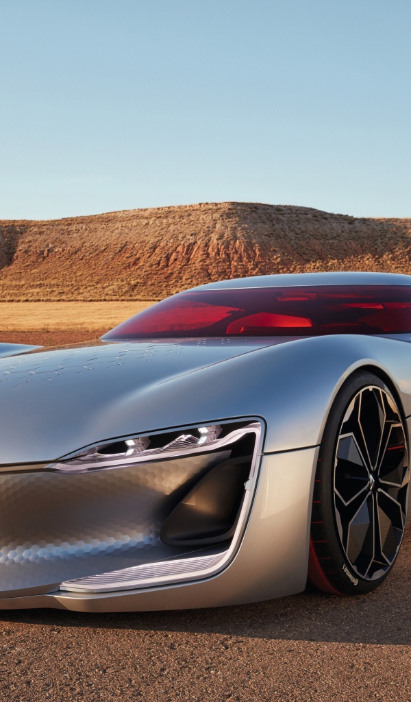 Серебристый стильный автомобиль Renault Trezor