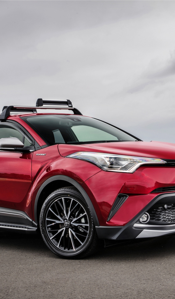 Красный кроссовер Toyota C-HR, 2017