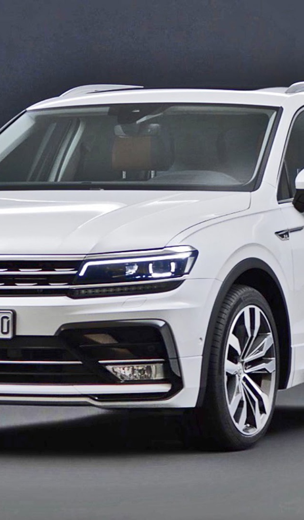 Белоснежный  Volkswagen Tiguan 2017 года 