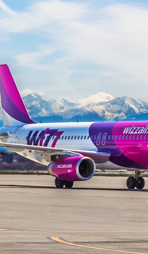 Airbus в румынском международном аэропорту Sibiu