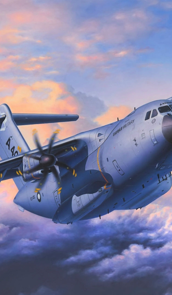 Военный транспортный самолет Airbus  A400M  в небе