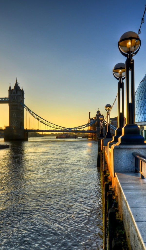 Красивое здание Сити-холл, Лондон. Великобритания 