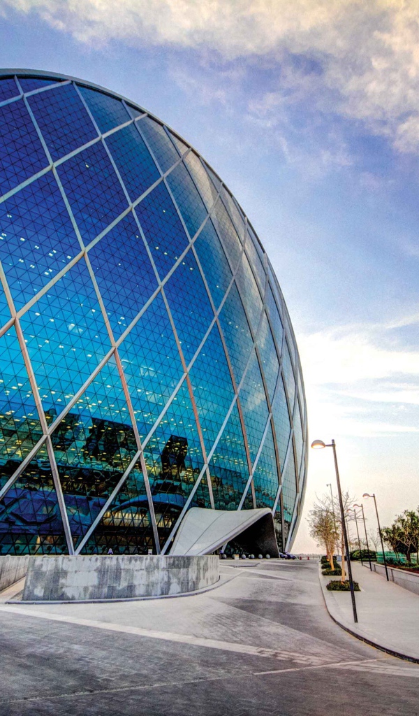 Необычный небоскреб Aldar HQ, Абу-Даби. ОАЭ 