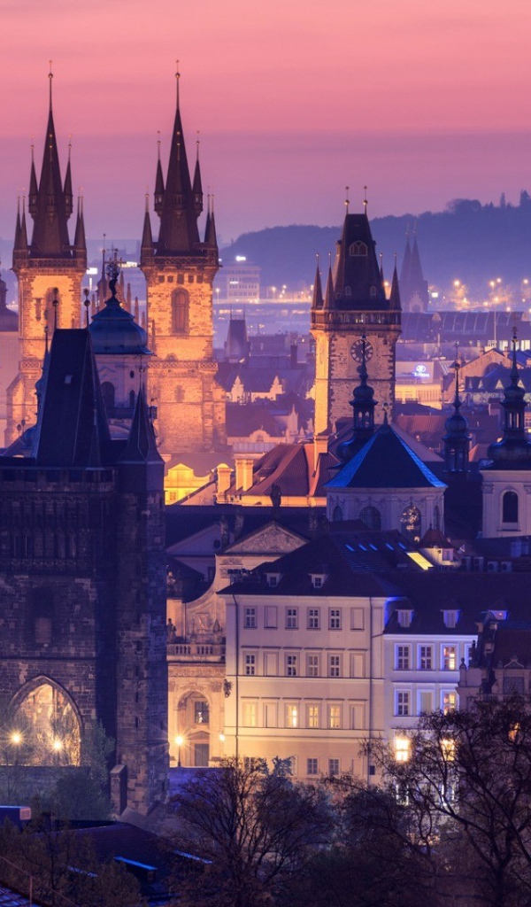 Вид на вечерний город Прага 