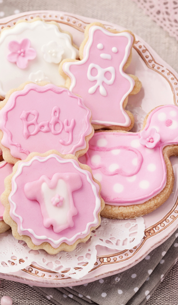 Красивое  праздничное печенье с розовой глазурью  