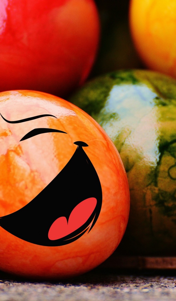 Пасхальное яйцо смайлик 