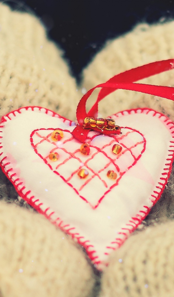 Признание в любви на ладонях 