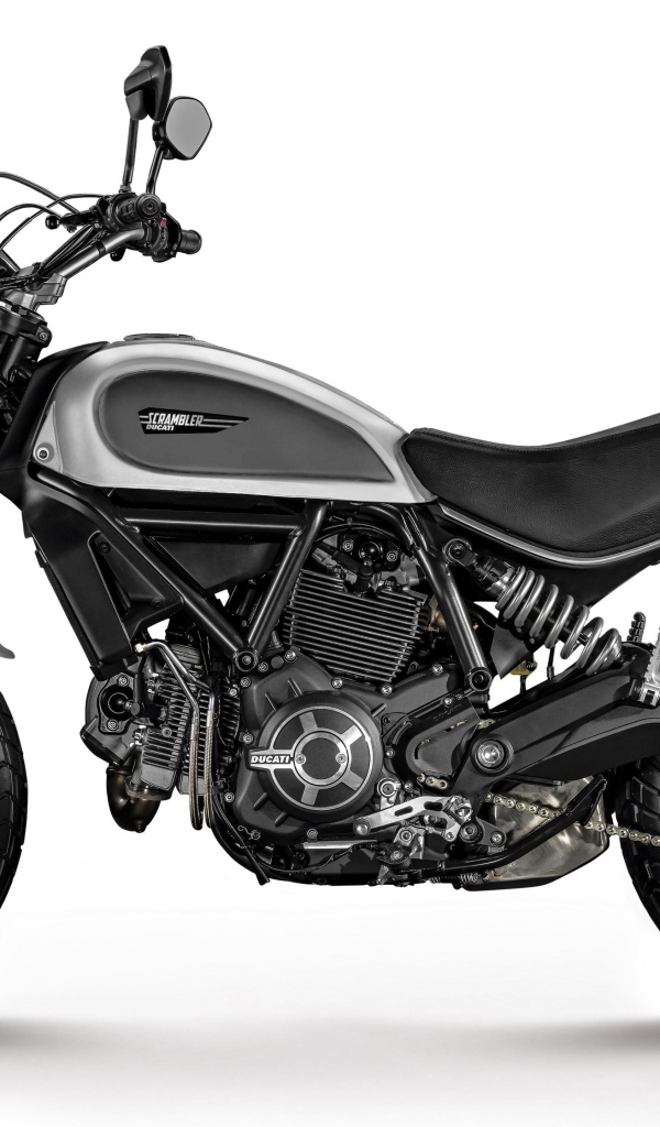 Черный мотоцикл Ducati Scrambler Icon, 2017 на белом фоне