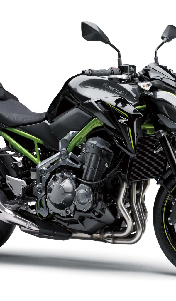 Мотоцикл  Kawasaki Z900 ABS, 2017 на белом фоне 