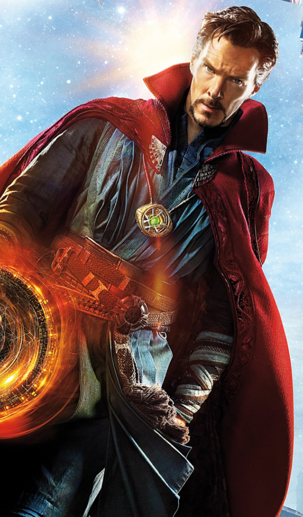 Актер Бенедикт Камбербэтч в фильме Доктор Стрэндж 