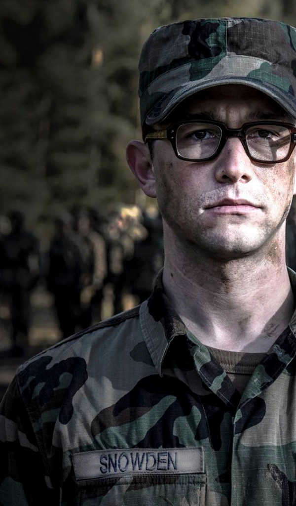 Актер Джозеф Гордон-Левитт  в фильме Сноуден 
