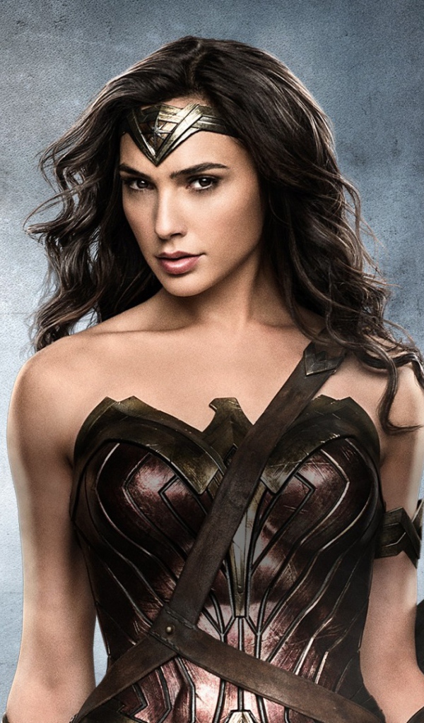 Главная героиня фильма Чудо - женщина 2017  