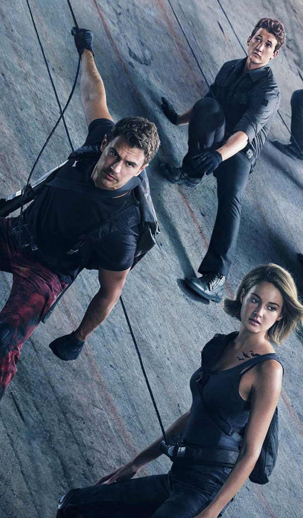 Главные герои фильма Дивергент, глава 4 Асцендент 