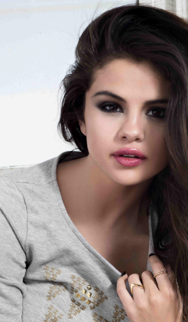 Американская исполнительница Селена Гомес 