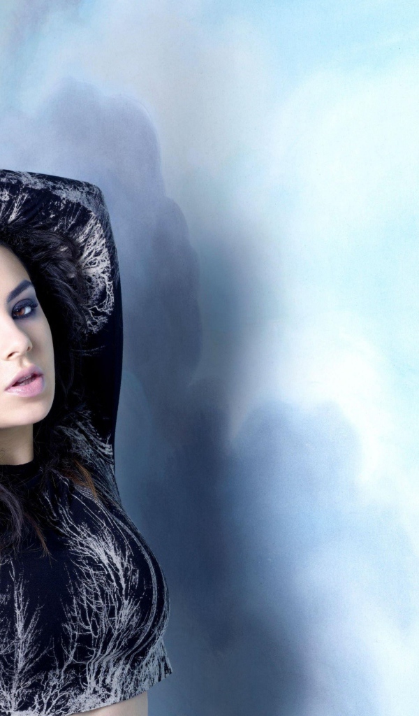 Молодая британская певица Charli XCX