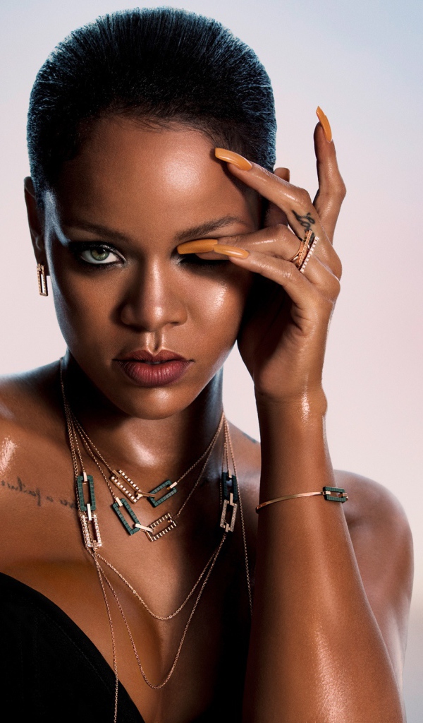 Молодая знаменитая певица Рианна 