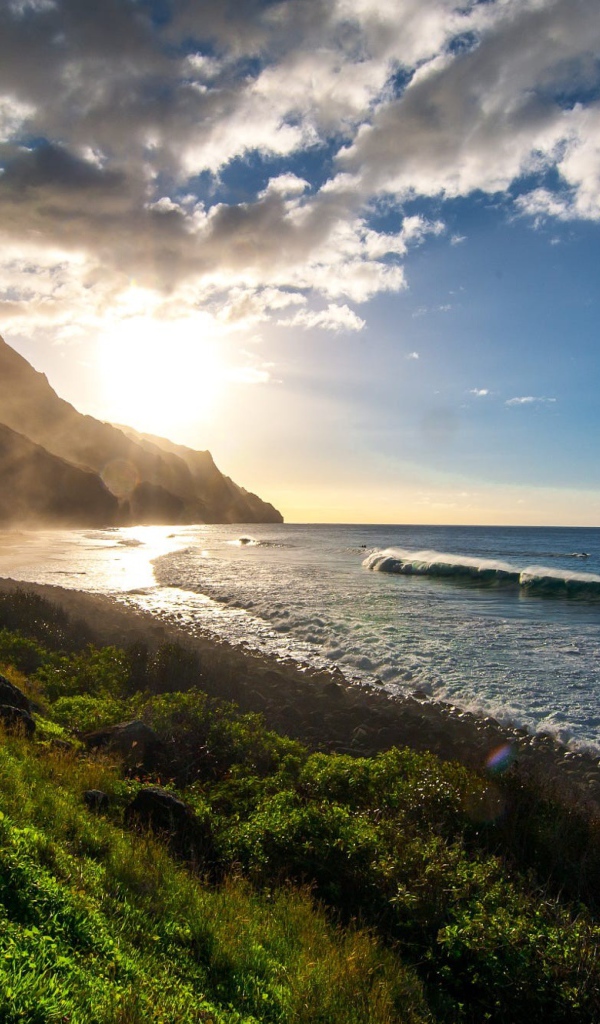 Восход солнца над Тихим океаном 