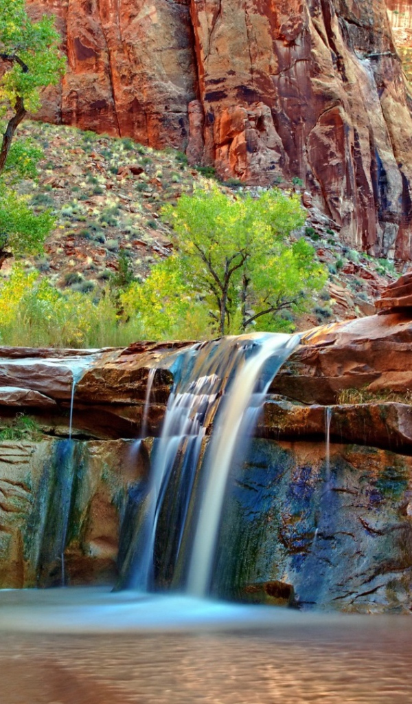 Водопад в Гранд-Каньоне 