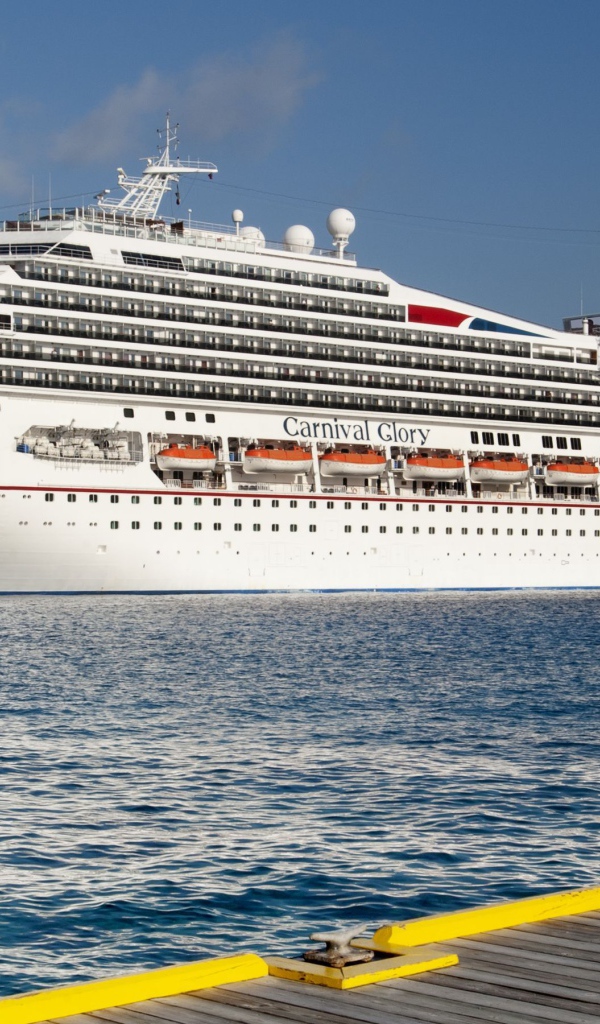 White Cruise Ship Carnival Glory