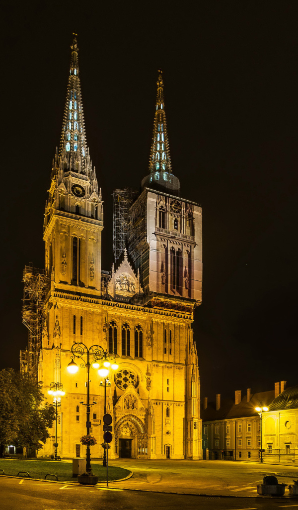 Старинный замок вечером город Загреб Хорватия