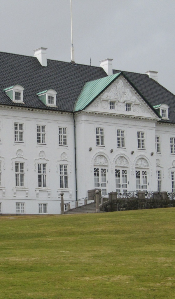 Дворец Марселисборг город Орхус, Дания 