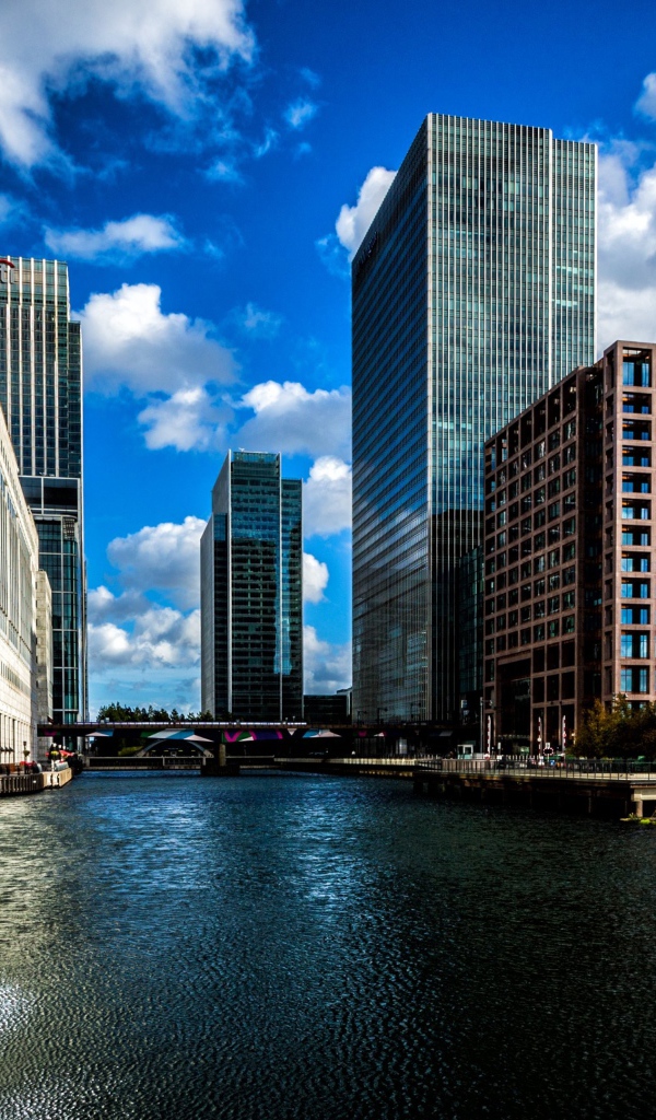 Деловой квартал Канэри-Уорф, Лондон, Великобритания