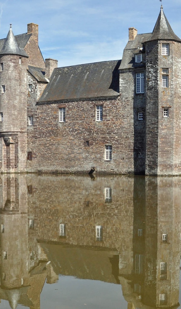 Замок Трекессон,  Кампенеак, Франция 