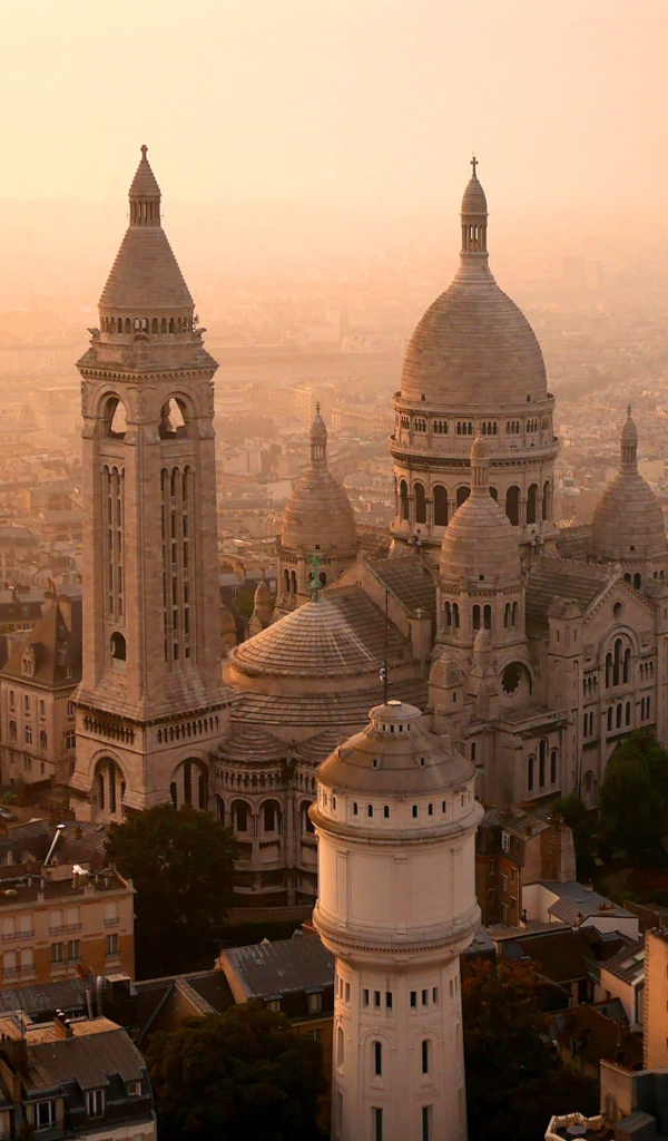 Католический храм Базилика Сакре-Кёр, Париж. Франция 