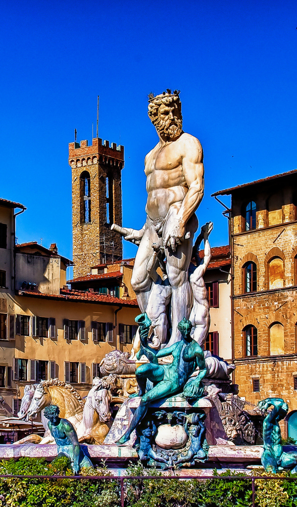 Фонтан Нептуна на площади Синьории, Италия. Флоренция  