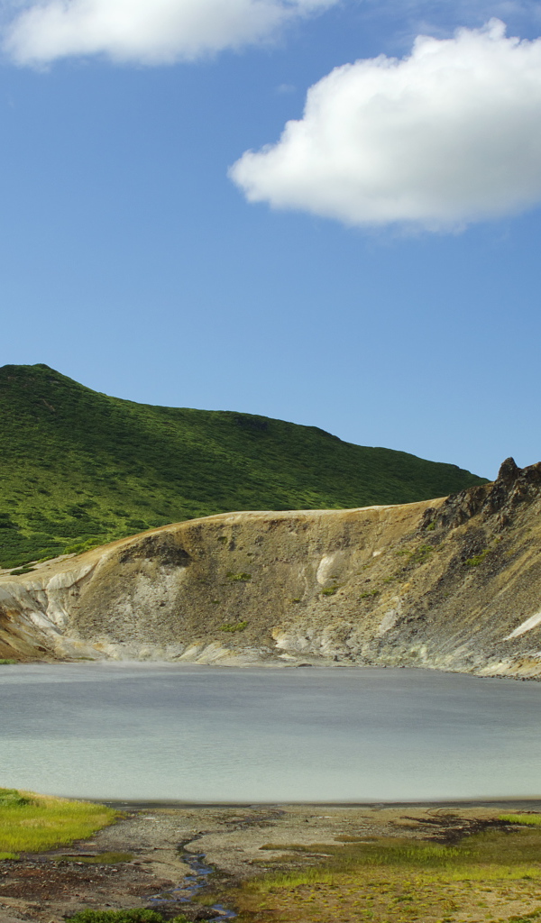 Кальдера вулкана Головнина, Курильские острова. Россия 