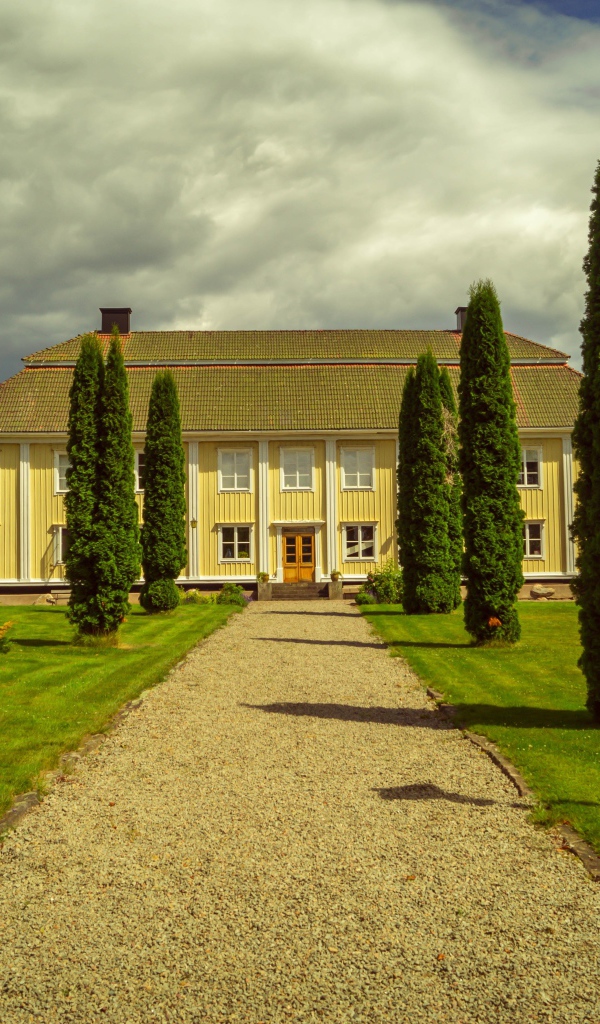 Manor with bushes in Sweden