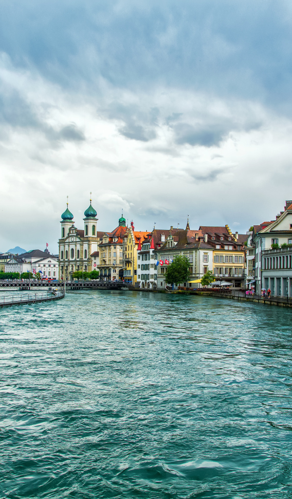 Город Люцерн на реке Ройс, Швейцария 