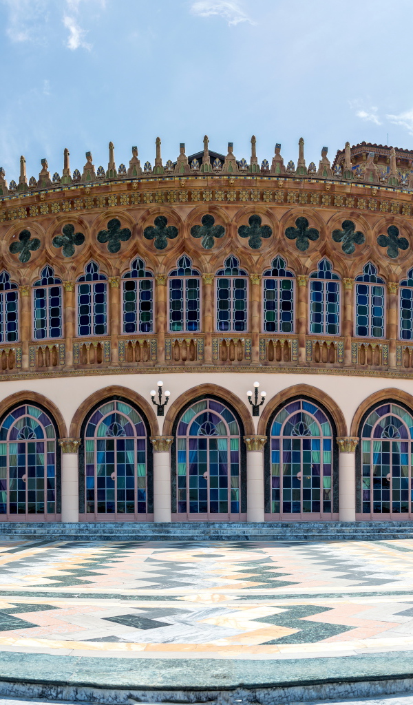 Красивое здание художественного музея Cà d'Zan, Сарасота. Флорида, США