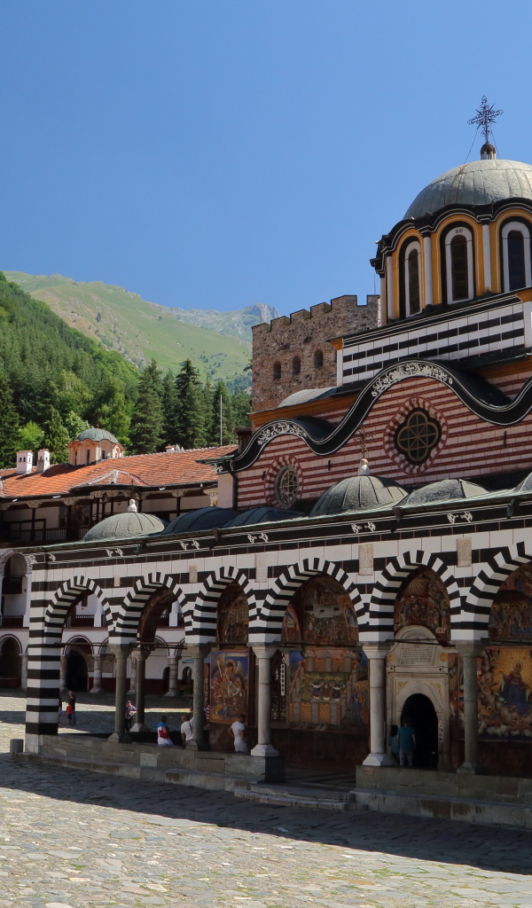 Красивый Рильский монастырь,  Болгария