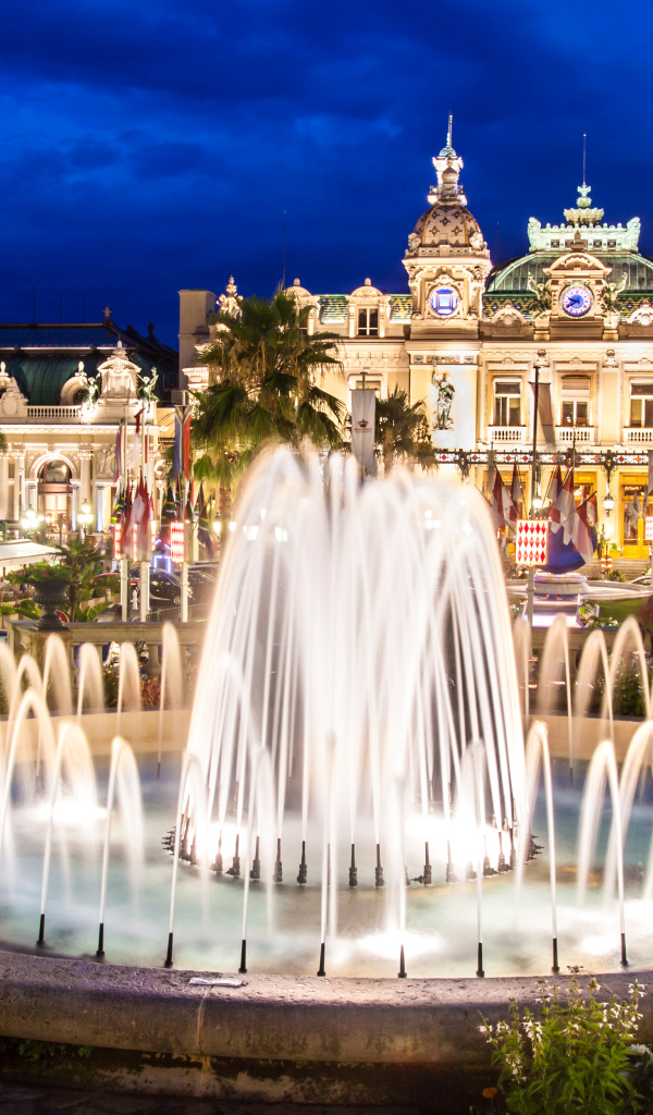 Fountain near the building of the opera, Monte Carlo. Monaco