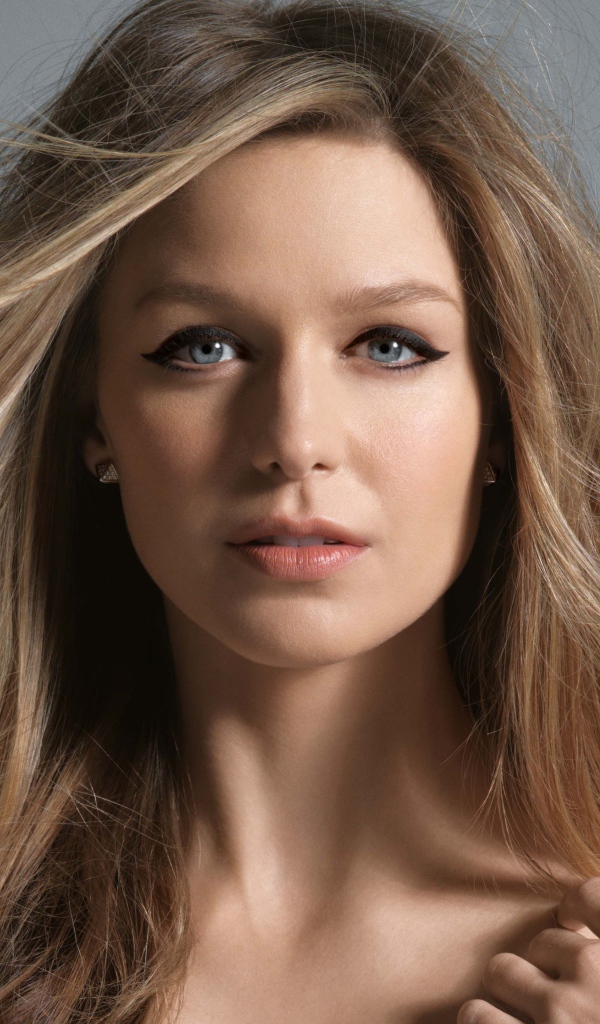 Красивая актриса Мелисса Бенойст 