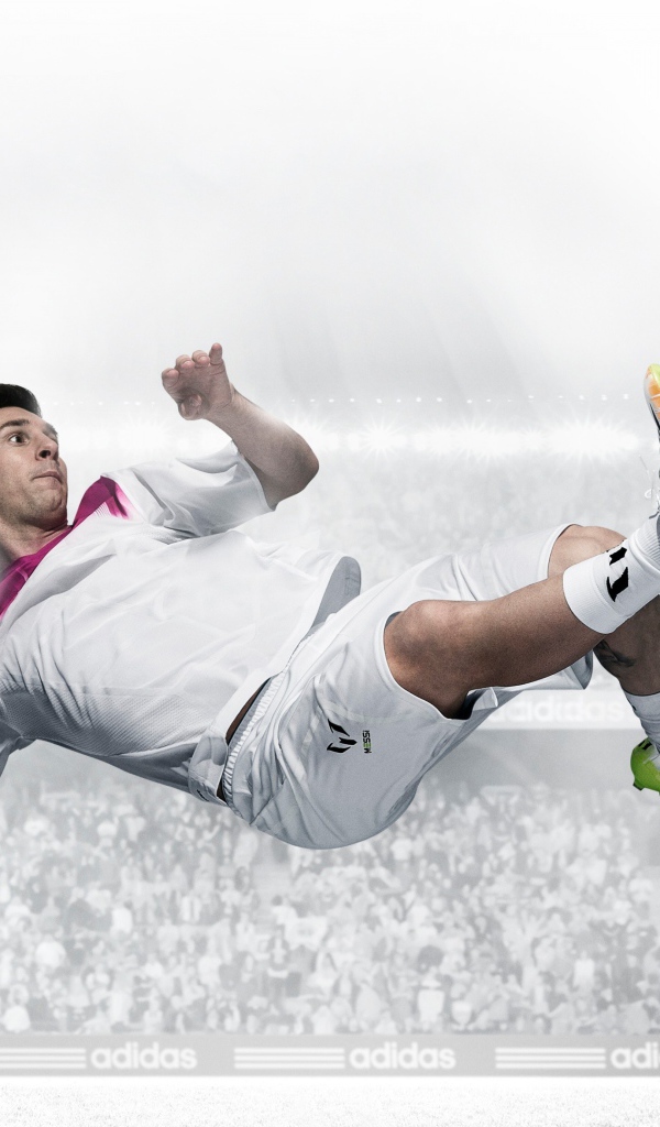 Известный футболист  Лионель Месси бьет по мячу