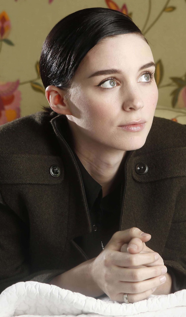 Популярная актриса Руни Мара