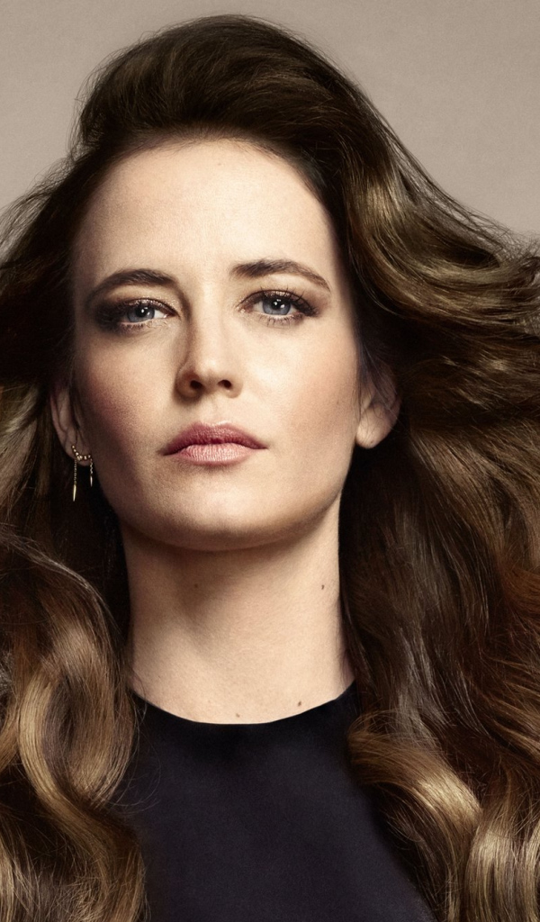 Знаменитая голубоглазая актриса Ева Грин 