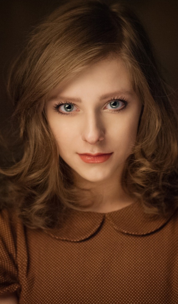 Молодая актриса Елизавета Арзамасова 