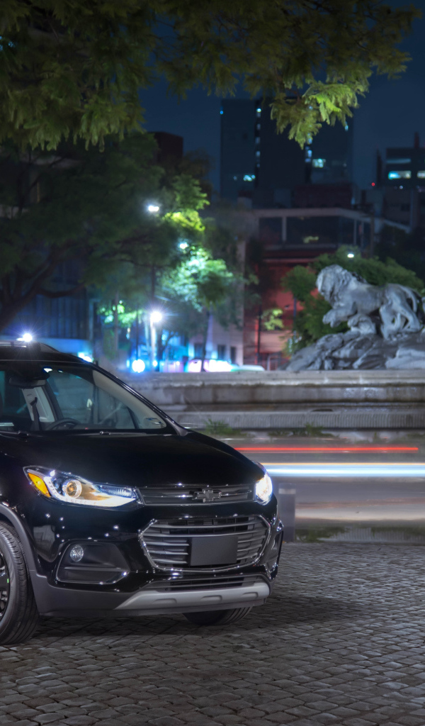 Черный Chevrolet Trax Premier, 2018 года в городе